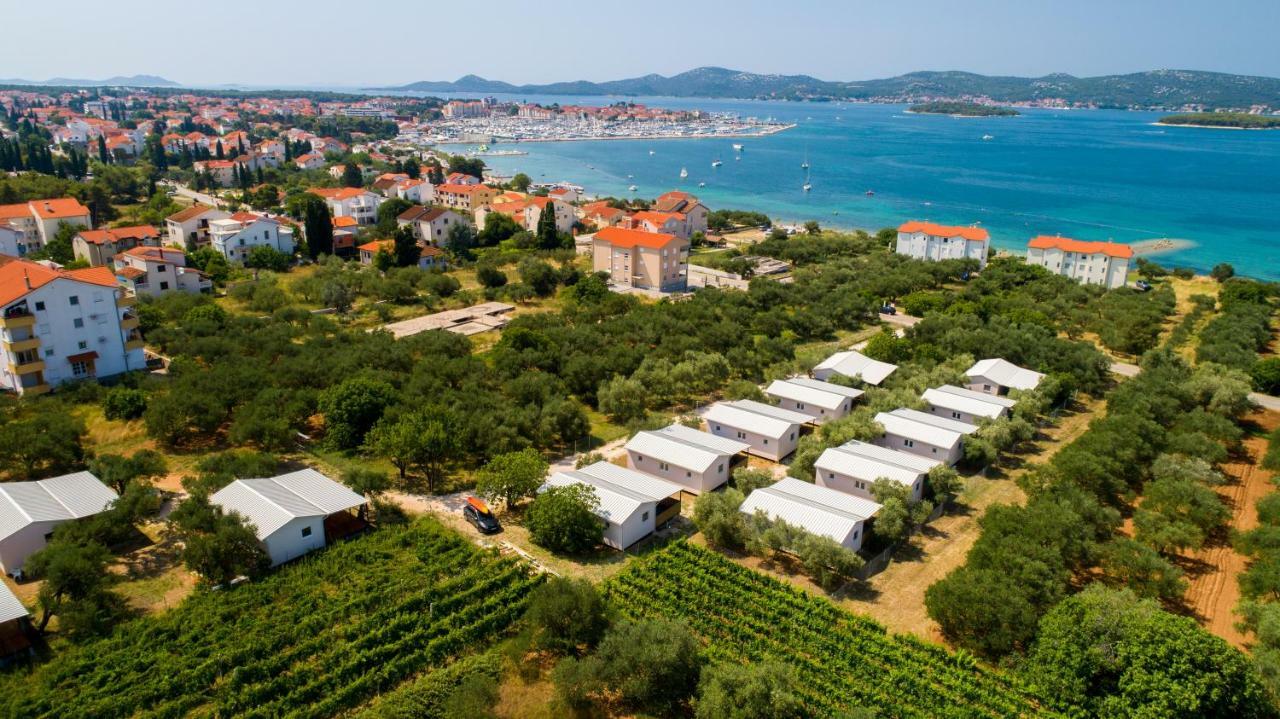 Luxury Mobile Homes Liza2 Biograd Na Moru Esterno foto