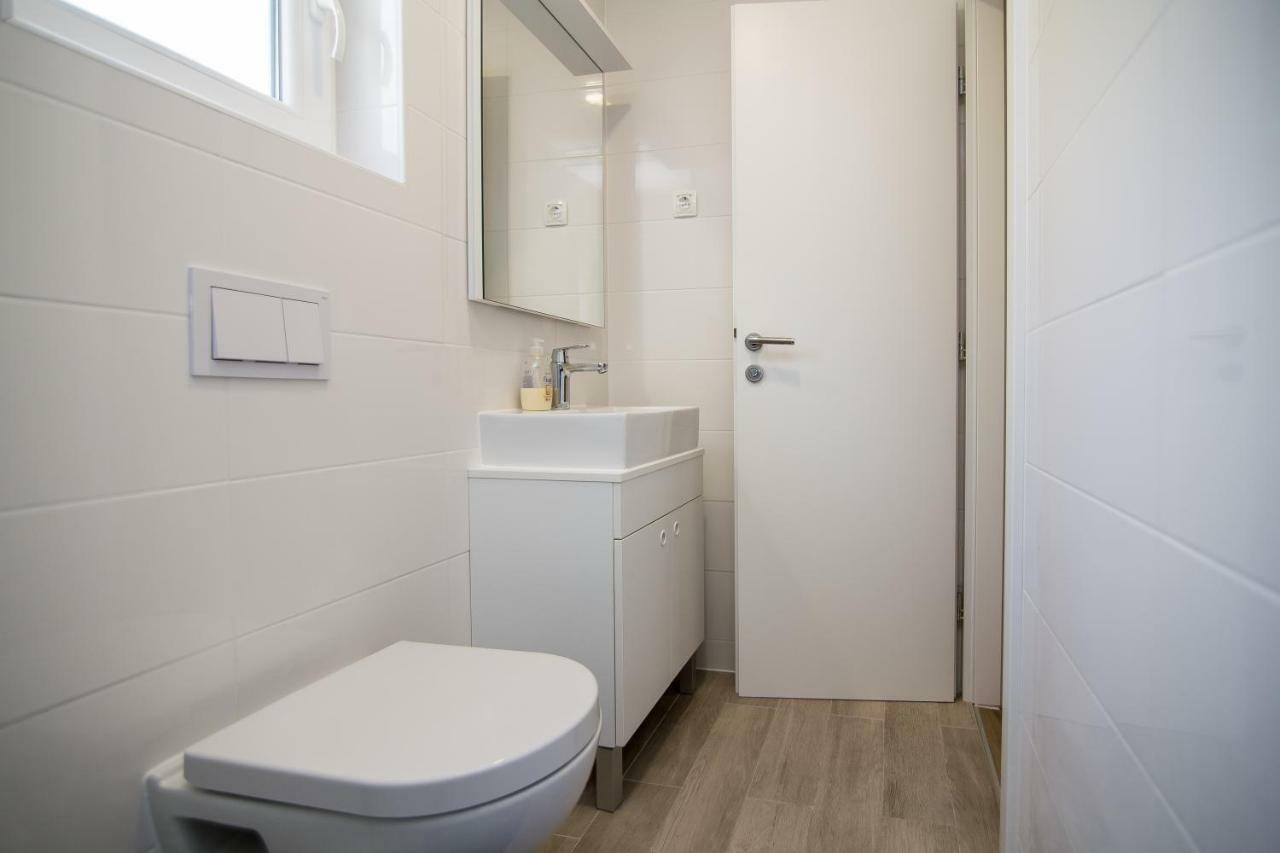 Luxury Mobile Homes Liza2 Biograd Na Moru Esterno foto