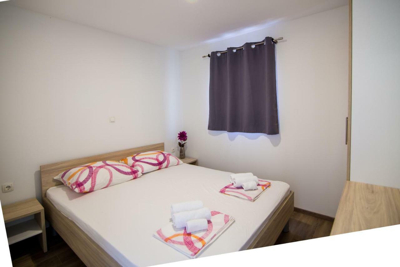 Luxury Mobile Homes Liza2 Biograd Na Moru Esterno foto