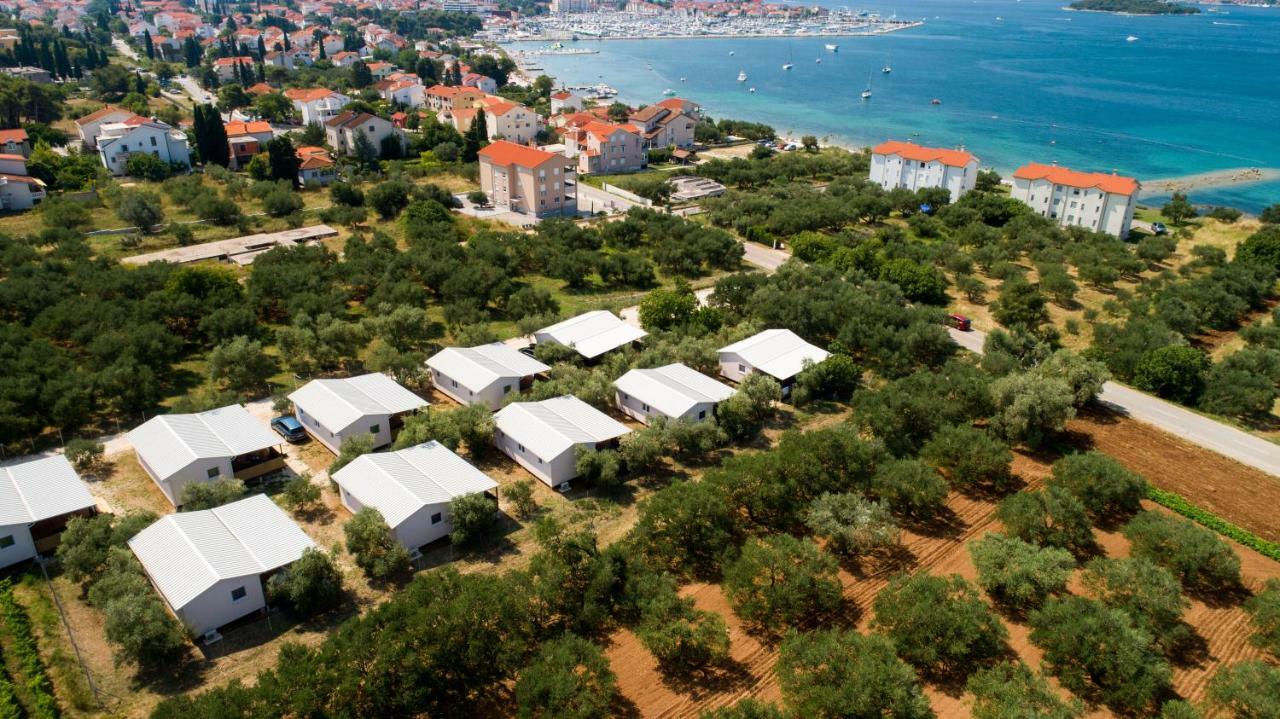 Luxury Mobile Homes Liza2 Biograd Na Moru Esterno foto